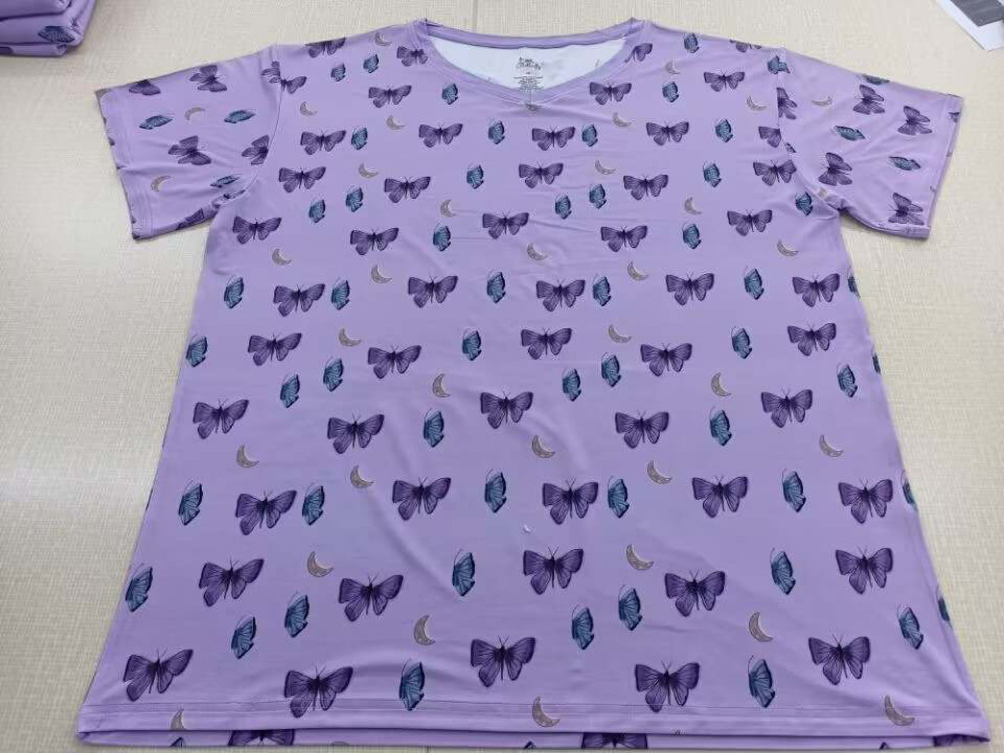 Women's Relaxed V-Neck Butterfly